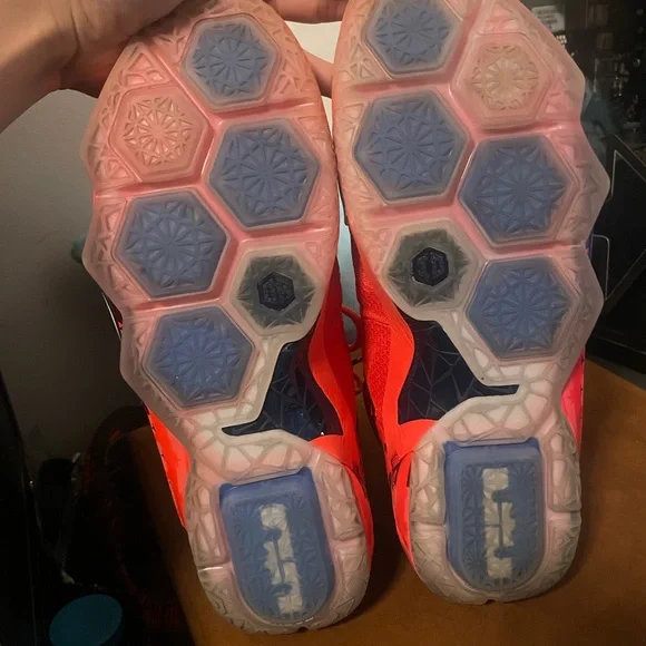 SOLD-Lebron 12 Independence Day - Picture 6 of 7
